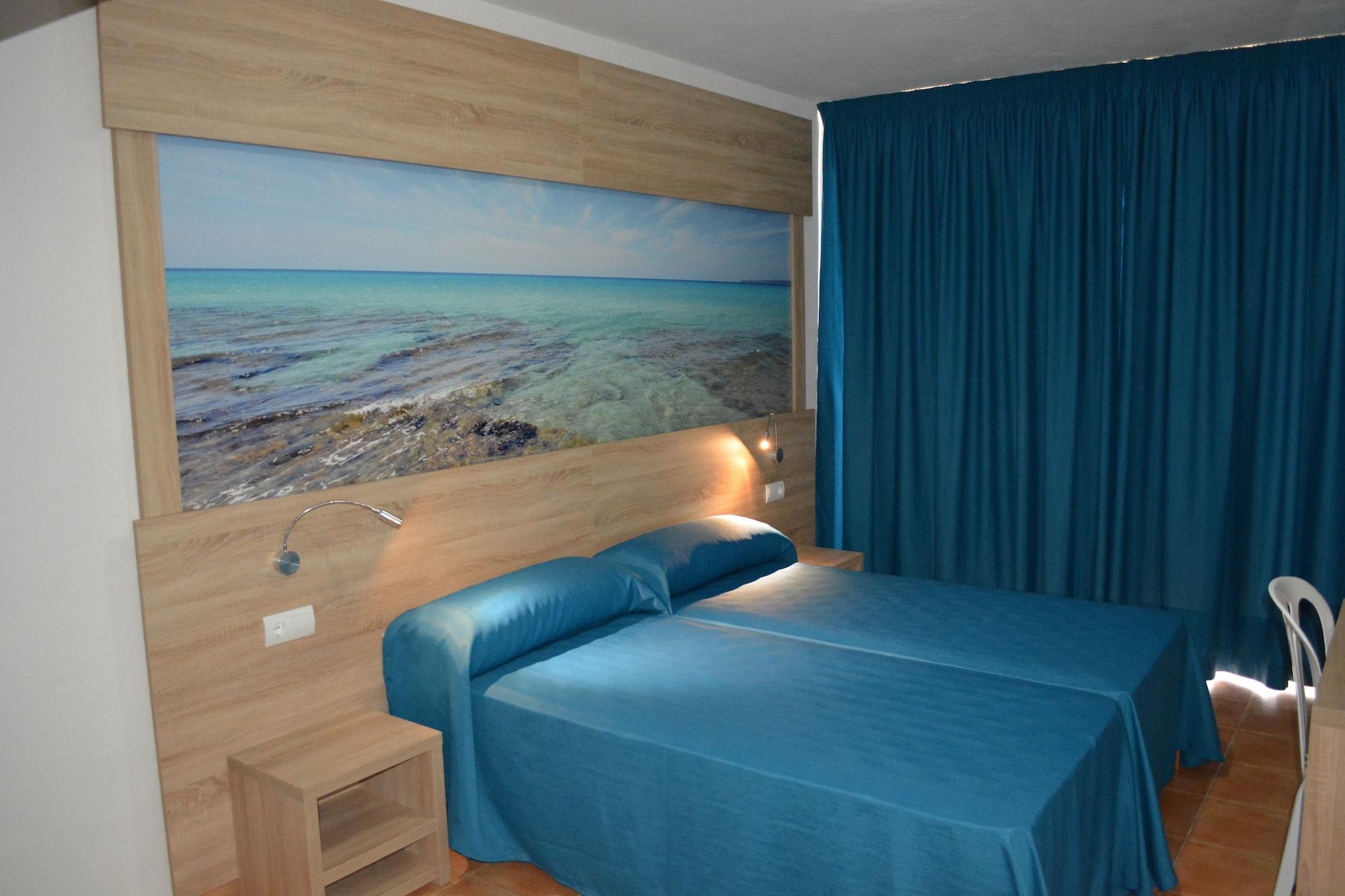 Hostal Anibal - Ab Group San Antonio  Bagian luar foto