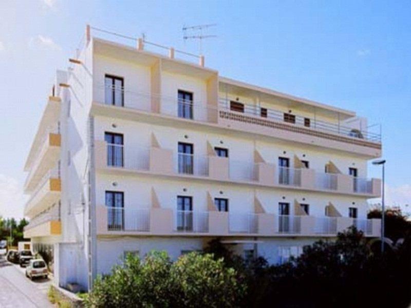 Hostal Anibal - Ab Group San Antonio  Bagian luar foto
