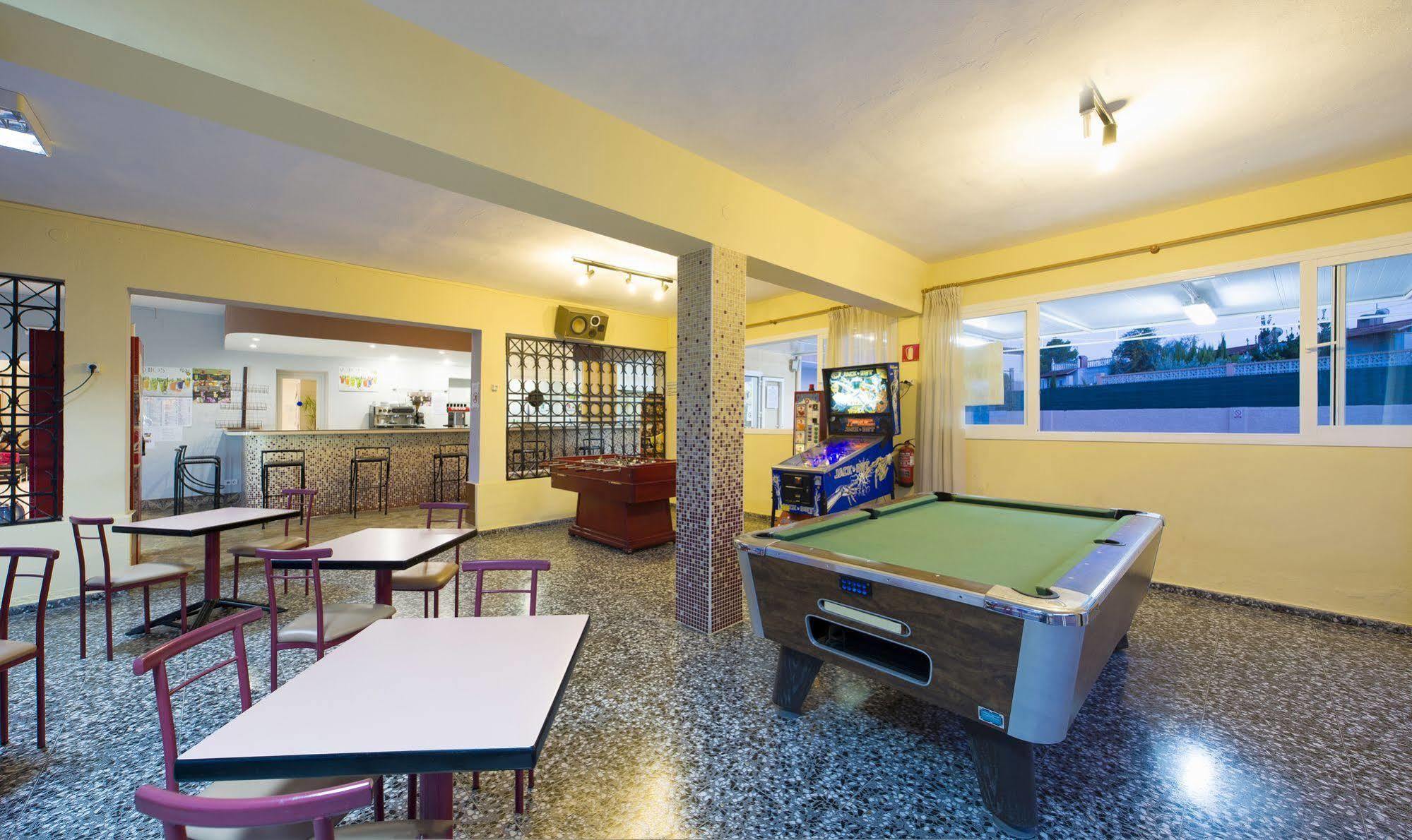 Hostal Anibal - Ab Group San Antonio  Bagian luar foto