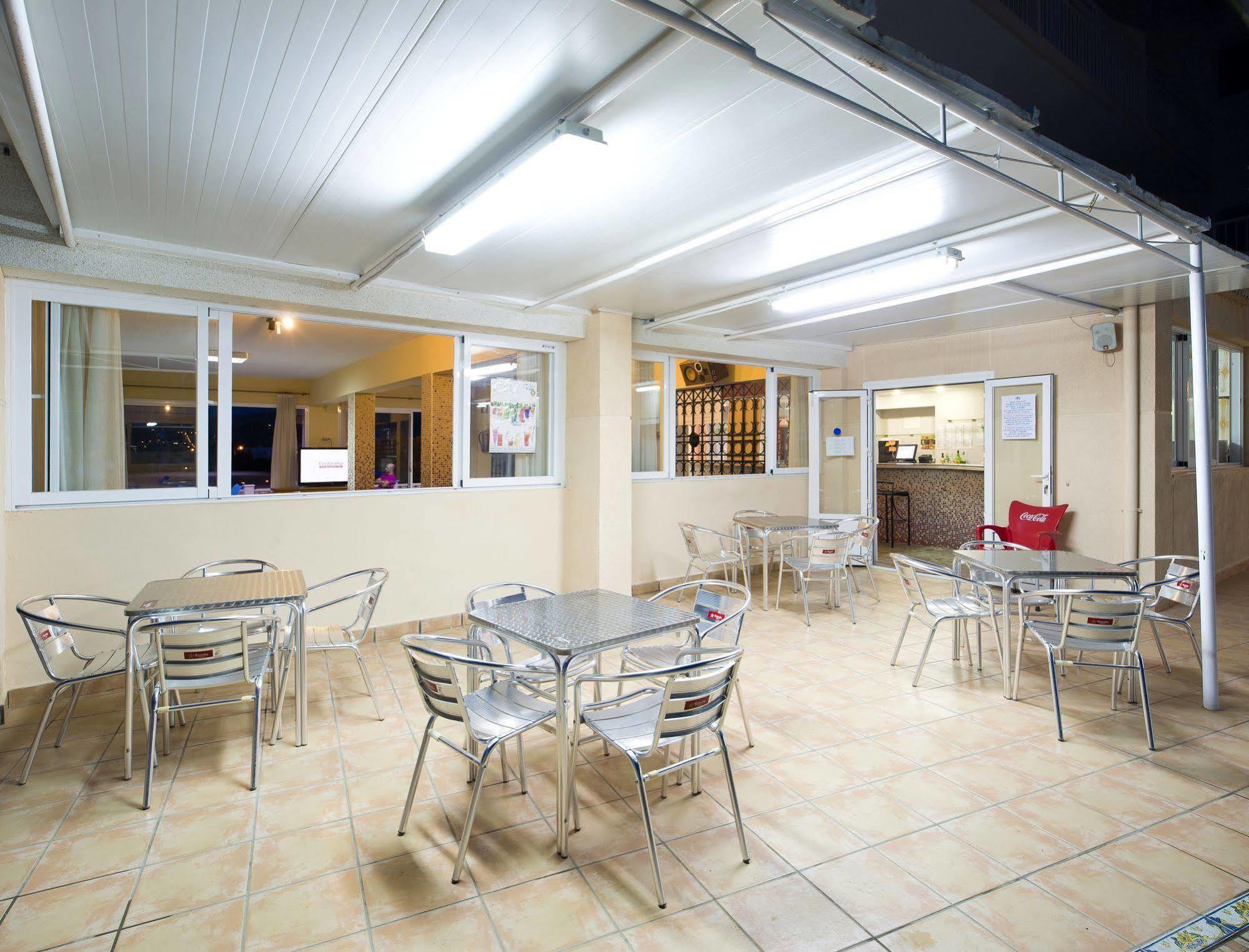 Hostal Anibal - Ab Group San Antonio  Bagian luar foto