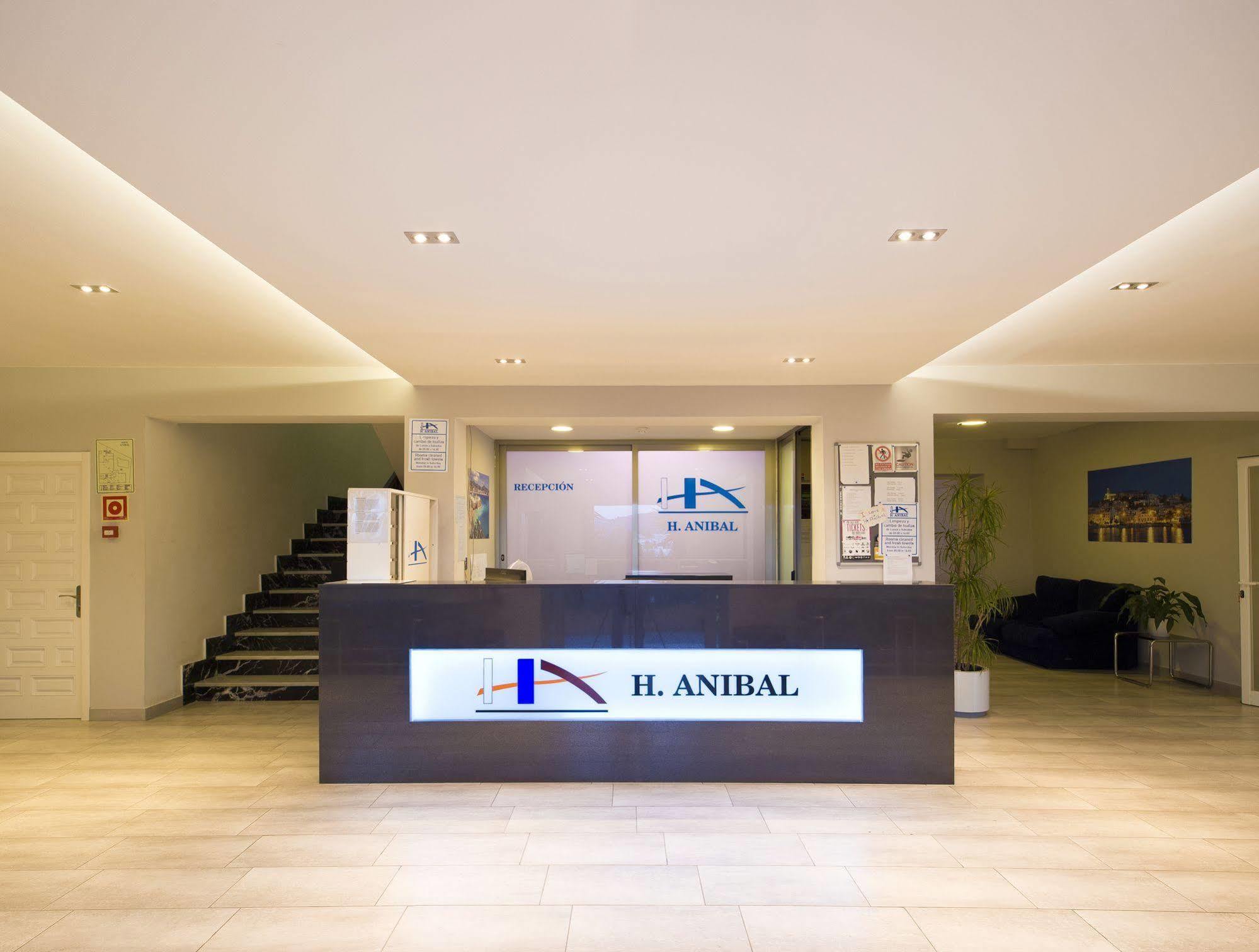 Hostal Anibal - Ab Group San Antonio  Bagian luar foto